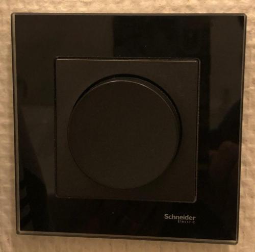 Dimmer från Schneider